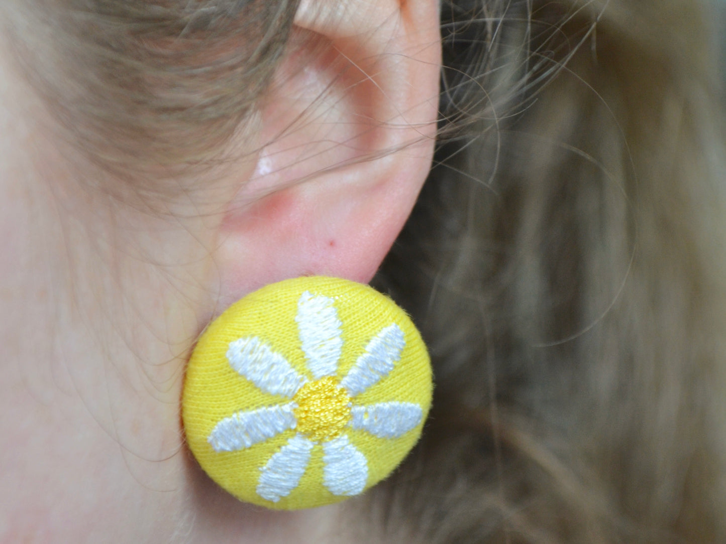 Daisy Button Earrings - Yellow