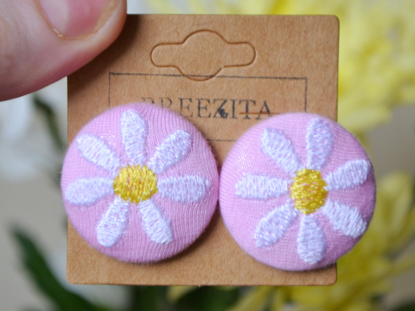 Daisy Button Earrings - Pink