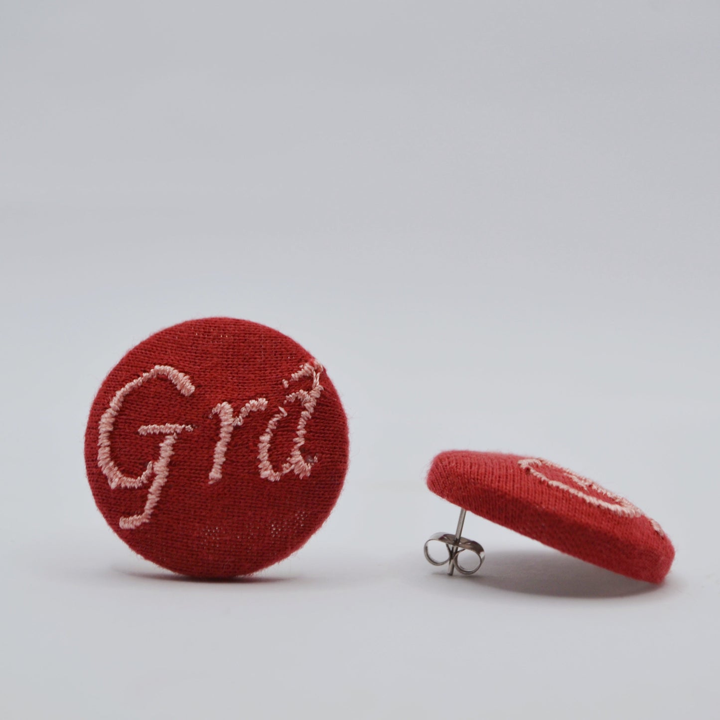 Grá Button Earrings – Soft Valentine Edition (Maroon & Pink)