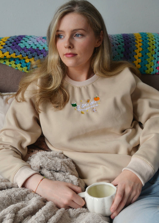Irish ‘In My Cosy Era’ Sweatshirt Beige- I mo ré compordach
