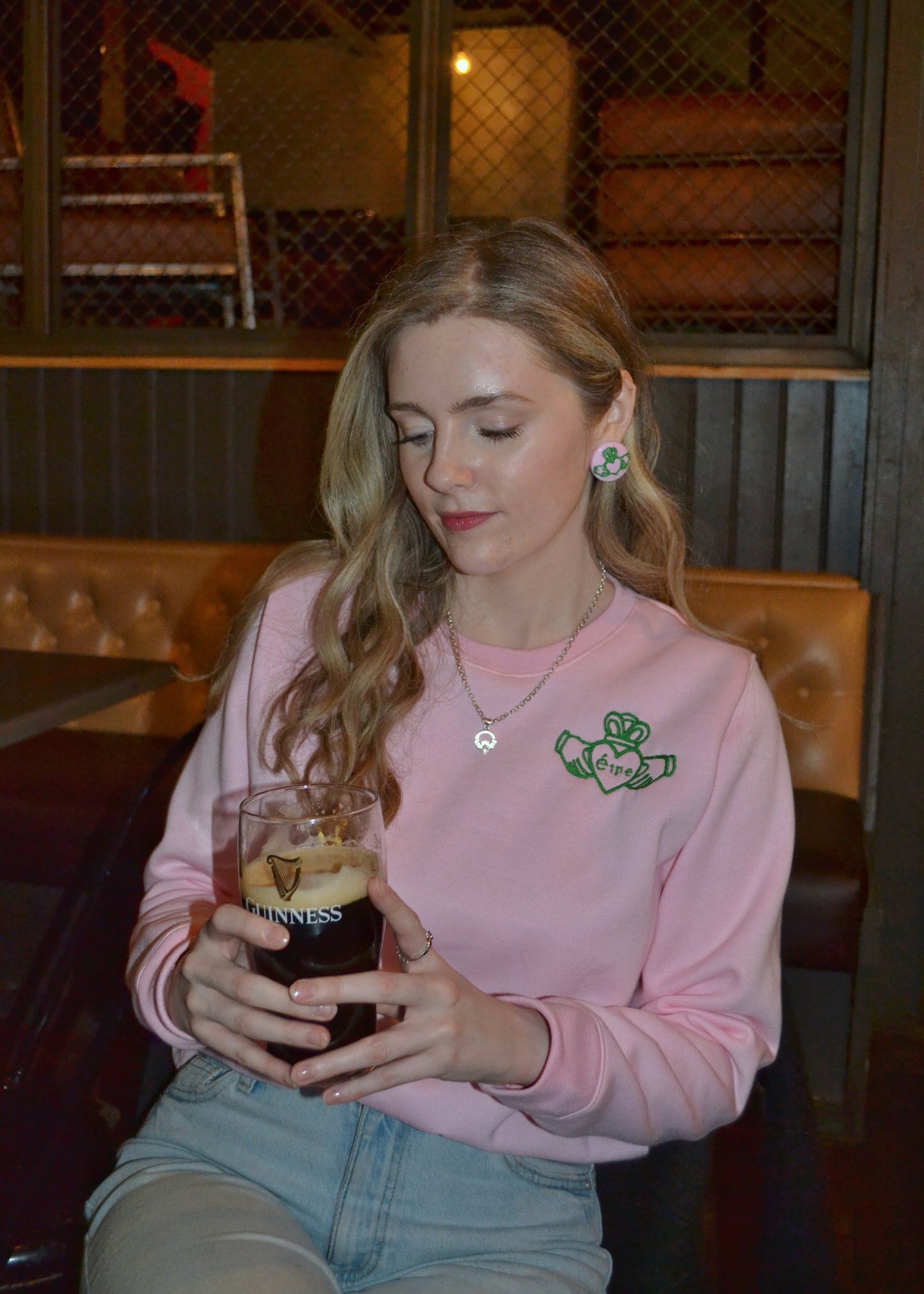 Pink Claddagh Sweatshirt – Green Embroidery