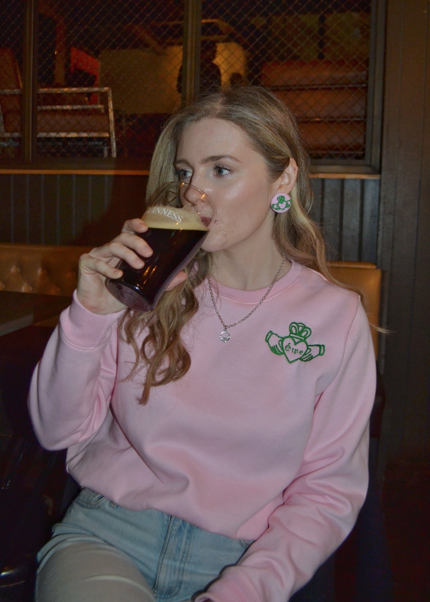 Pink Claddagh Sweatshirt – Green Embroidery