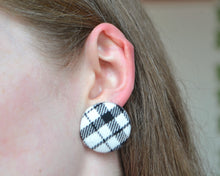 Load image into Gallery viewer, Black And White Tartan Button Earrings