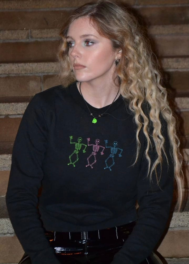 Skeleton Embroidered Halloween Sweatshirt - Black